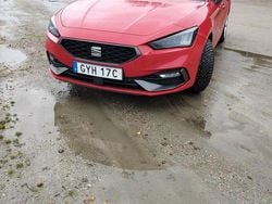 Röd Begagnad 2021 Seat Leon ST Kombi | 209 000 kr (Marknadspris)