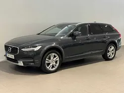 Grå Begagnad 2018 Volvo V90 CC Pro Kombi | 349 500 kr (Marknadspris)