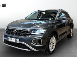 Grå Begagnad 2024 VW T-Roc Life SUV | 319 900 kr (Dyr)