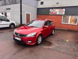 Röd Begagnad 2012 Kia Ceed Sportswagon Kombi | 53 900 kr (Bra pris)