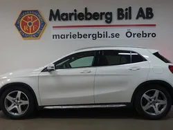 Vit (polar vit) Begagnad 2018 Mercedes GLA180 AMG SUV | 239 900 kr