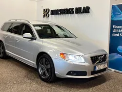 Ljusgrå Begagnad 2010 Volvo V70 Summum Kombi | 119 800 kr (Lite dyr)