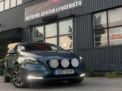 Blå Begagnad 2014 Volvo V40 Momentum Kombi | 109 900 kr (Bra pris)
