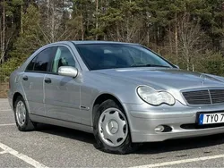 Silver Begagnad 2003 Mercedes C180 Sedan | 24 500 kr (Marknadspris)