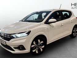 Vit (white) Ny 2025 Dacia Sandero Expression Halvkombi | 219 900 kr (Marknadspris)