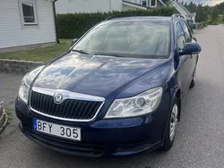 Blå Begagnad 2010 Skoda Octavia Ambiente Kombi | 49 900 kr (Lite dyr)