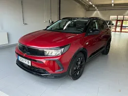 Röd Begagnad 2022 Opel Grandland X GS Line SUV | 299 900 kr (Marknadspris)
