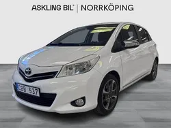 Vit Begagnad 2013 Toyota Yaris Trend Halvkombi | 109 000 kr (Lite dyr)