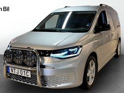 Silver (reflexsilver metallic) Begagnad 2024 VW Caddy Maxi Minibuss | 349 000 kr (Marknadspris)