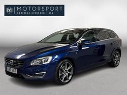 Blå Begagnad 2014 Volvo V60 Ocean Race Kombi | 154 900 kr (Marknadspris)