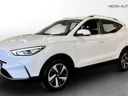 Vit (white) Begagnad 2022 MG ZS Luxury Sedan | 222 900 kr (Bra pris)