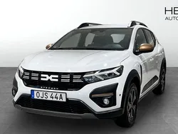 Vit Begagnad 2025 Dacia Sandero Extreme Halvkombi | 219 900 kr (Marknadspris)