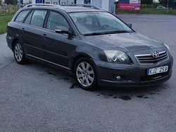 Grå Begagnad 2008 Toyota Avensis Kombi | 22 000 kr (Marknadspris)