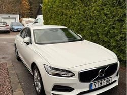 Vit Begagnad 2018 Volvo S90 Momentum Sedan | 180 000 kr (Marknadspris)
