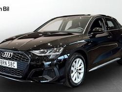 Svart Begagnad 2023 Audi A3 Sportback Proline Halvkombi | 269 000 kr (Marknadspris)