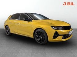 Gul Begagnad 2023 Opel Astra Halvkombi | 239 900 kr (Marknadspris)