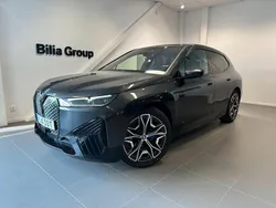 Grå Begagnad 2022 BMW iX Comfort Edition SUV | 429 000 kr (Lite dyr)
