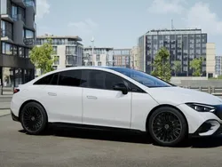 Ny 2025 Mercedes EQE350 Premium Sedan | 894 700 kr (Dyr)