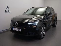 Svart Begagnad 2022 Volvo XC40 Core SUV | 329 500 kr