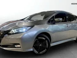 Grå (grey) Begagnad 2022 Nissan Leaf N-Connecta Halvkombi | 179 900 kr (Bra pris)