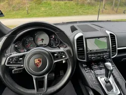 Svart Begagnad 2015 Porsche Cayenne S SUV | 339 000 kr (Marknadspris)