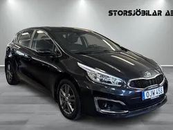 Svart Begagnad 2016 Kia Ceed Halvkombi | 119 000 kr (Marknadspris)