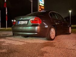 Begagnad 2006 BMW 325 Sedan | 50 000 kr (Marknadspris)