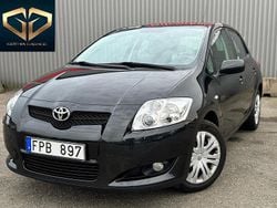 Svart Begagnad 2007 Toyota Auris Halvkombi | 64 900 kr (Marknadspris)