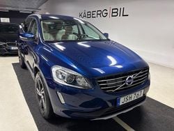 Blå Begagnad 2015 Volvo XC60 Ocean Race SUV | 179 900 kr (Marknadspris)