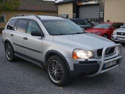 Ljusgrå Begagnad 2006 Volvo XC90 SUV | 49 900 kr (Dyr)