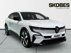 Vit Begagnad 2023 Renault Mégane Techno Halvkombi | 299 900 kr (Marknadspris)