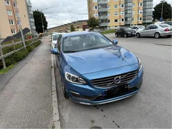 Blå Begagnad 2014 Volvo S60 Momentum Sedan | 130 000 kr (Lite dyr)
