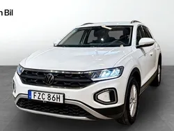 Vit Begagnad 2022 VW T-Roc SUV | 224 900 kr (Marknadspris)
