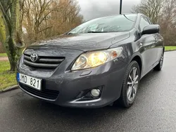Grå Begagnad 2008 Toyota Corolla Sedan | 79 900 kr (Marknadspris)