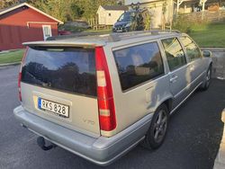Grå Begagnad 2000 Volvo V70 Standard Kombi | 14 000 kr (Bra pris)