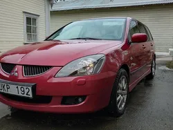 Röd Begagnad 2004 Mitsubishi Lancer Kombi | 8 000 kr (Bra pris)