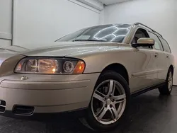 Ljusbrun Begagnad 2005 Volvo V70 Business Edition Kombi | 32 499 kr (Marknadspris)