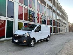 Vit Begagnad 2017 Opel Vivaro Van | 104 900 kr (Superpris)