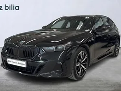 Svart Begagnad 2024 BMW 520 M Sport Kombi | 679 900 kr