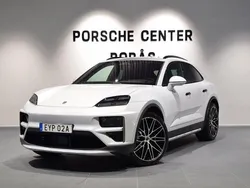 Ljusgrå Begagnad 2024 Porsche Macan Turbo SUV | 1 449 000 kr