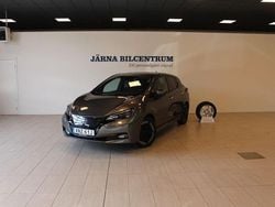 Grå Begagnad 2022 Nissan Leaf 360º Halvkombi | 173 900 kr (Marknadspris)