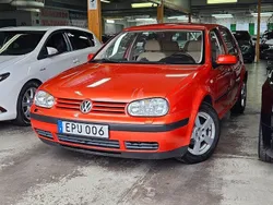 Röd Begagnad 1998 VW Golf IV Halvkombi | 29 999 kr (Marknadspris)