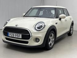 Vit Begagnad 2021 Mini Cooper Hatch Halvkombi | 149 000 kr (Marknadspris)