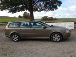 Grön Begagnad 2009 Volvo V70 Momentum Kombi | 49 000 kr (Superpris)
