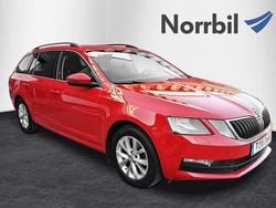 Röd Begagnad 2020 Skoda Octavia Kombi | 149 000 kr (Marknadspris)