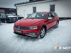 Röd Begagnad 2024 VW Passat Alltrack Kombi | 395 000 kr (Marknadspris)