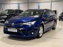 Blå Begagnad 2017 Toyota Avensis Kombi | 229 900 kr (Dyr)