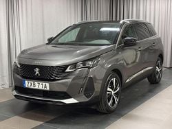 Grå Begagnad 2024 Peugeot 5008 GT Minibuss | 299 900 kr (Bra pris)