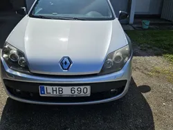 Silver Begagnad 2010 Renault Laguna GrandTour Kombi | 42 000 kr (Marknadspris)