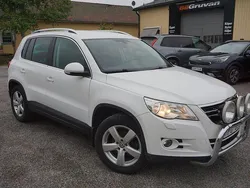 Vit Begagnad 2010 VW Tiguan Sportline SUV | 79 900 kr (Marknadspris)